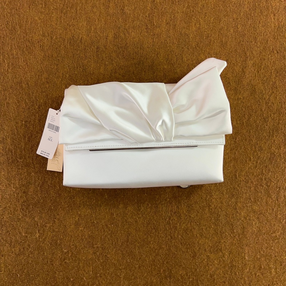 Jewel Badgley Mischka Womens OS White Satin Bow Clutch Bag NWT